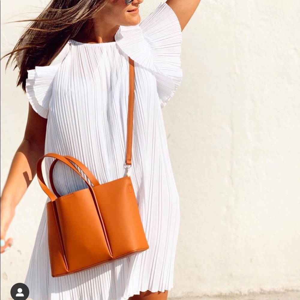 Zara pleated dress bloggers favorite - Picture 2 of 13